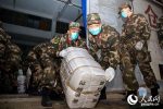 「若有战，召必回」、「疫情不退，我们不退！」他们正在用行动为人民护航！